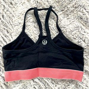 Lululemon sports bra Size 4